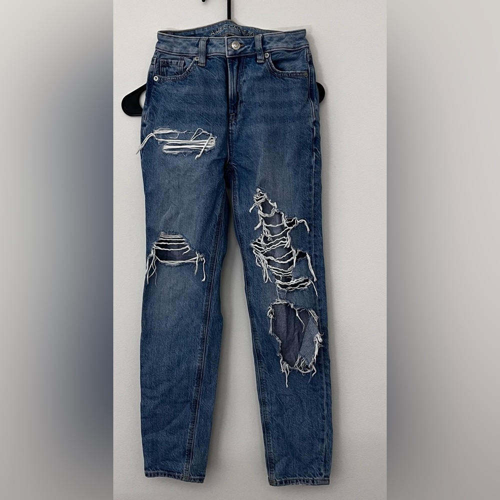 American Eagle Light Wash Distressed Mom Jeans